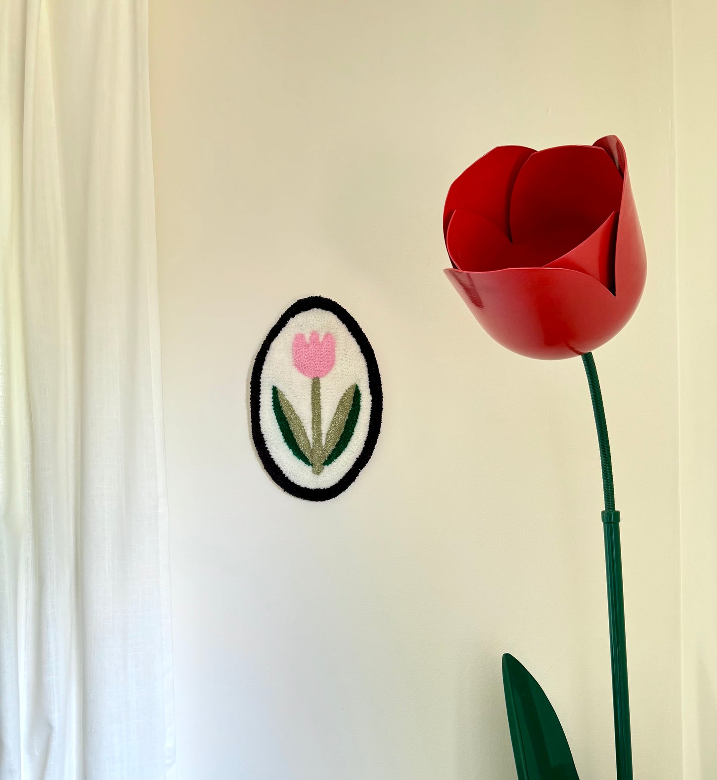 tulip wall rug