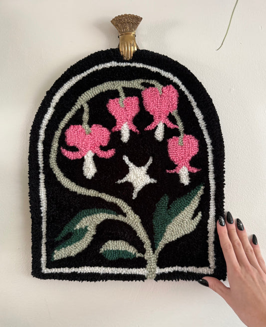 bleeding heart wall rug
